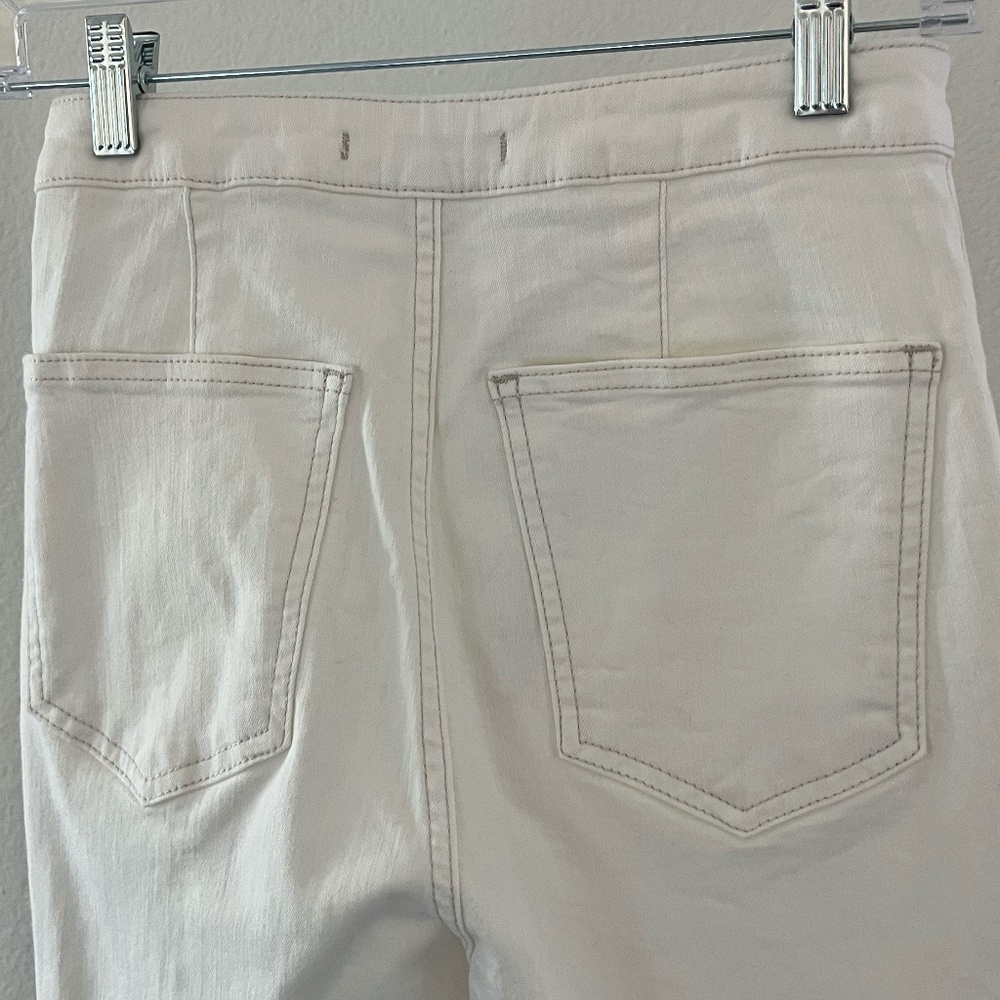 FREE PEOPLE | Bohemian Cowboy Just Float On Flare Jeans in White | Size W 25R - Picture 8 of 11